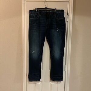 Arizona blue jeans with stretch. NEVER WORN. 40x30